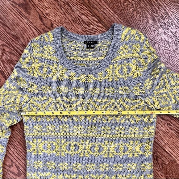 Theory Tommy P Fair Isle Chunky Wool Sweater - Gray / Yellow (Size M) - Picture 9 of 10